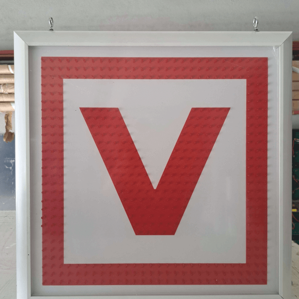 Veteriner V Led Tabela (Kumandalı)